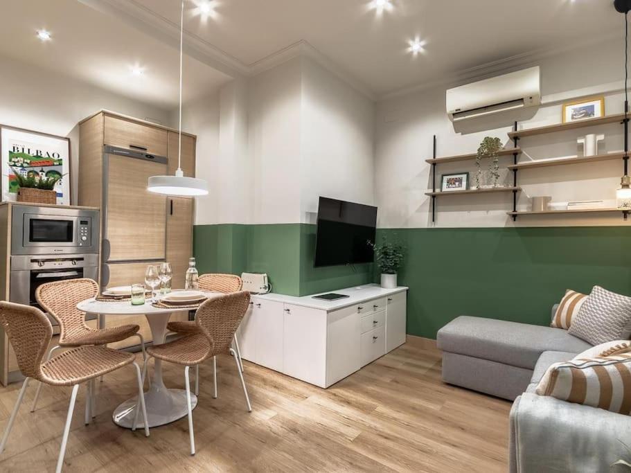 Bilbao Intermodal By Aston Rentals Екстериор снимка